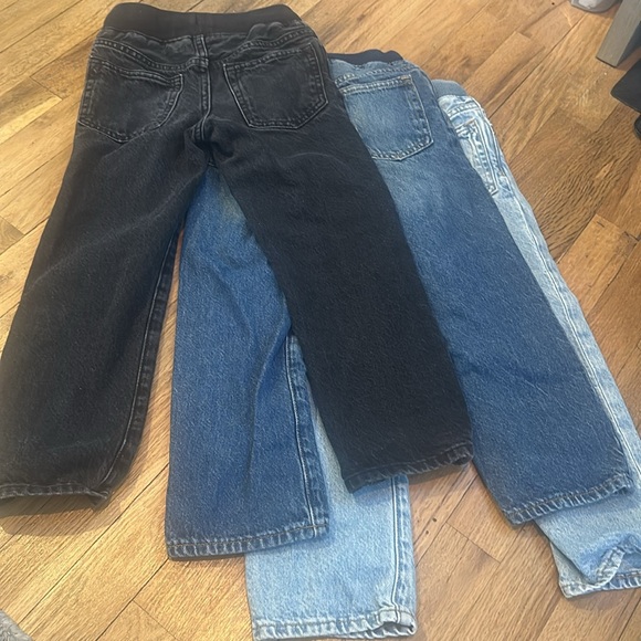 Gap bundle ‘90s original straight jeans.  5 year. 3 pack black dark light wash. - Picture 2 of 3
